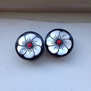 begonia flower mother of pearl inlay horn plugs